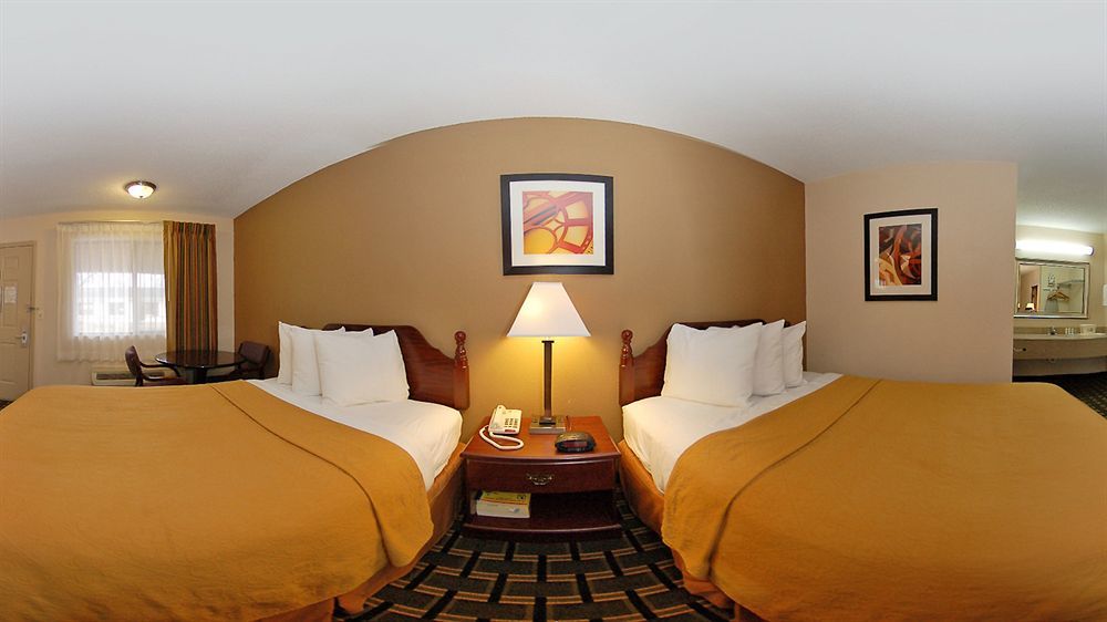 Quality Inn & Suites Morrow Atlanta South Exterior photo