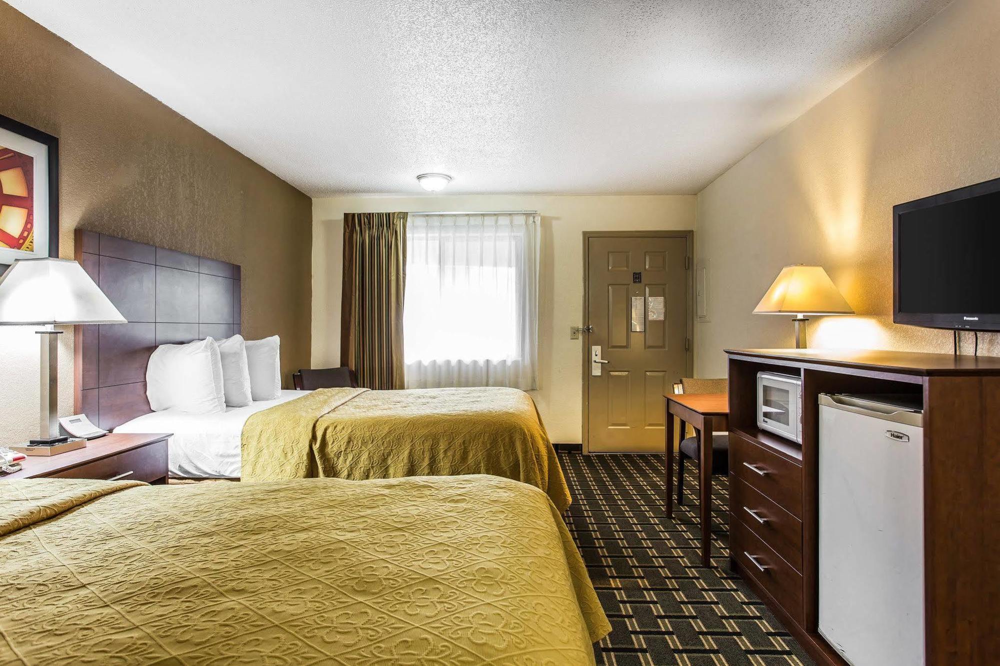 Quality Inn & Suites Morrow Atlanta South Exterior photo